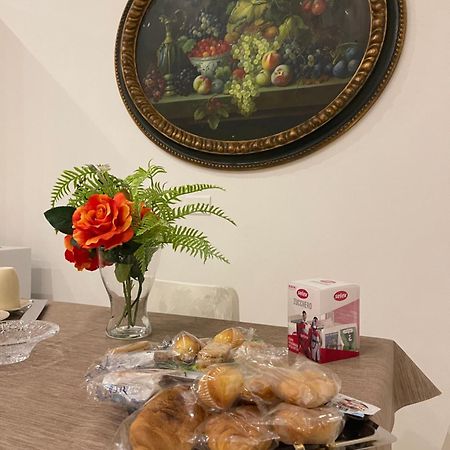 Hotel Napule è ... à Naples Extérieur photo