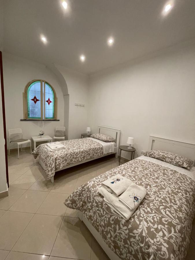 Hotel Napule è ... à Naples Extérieur photo